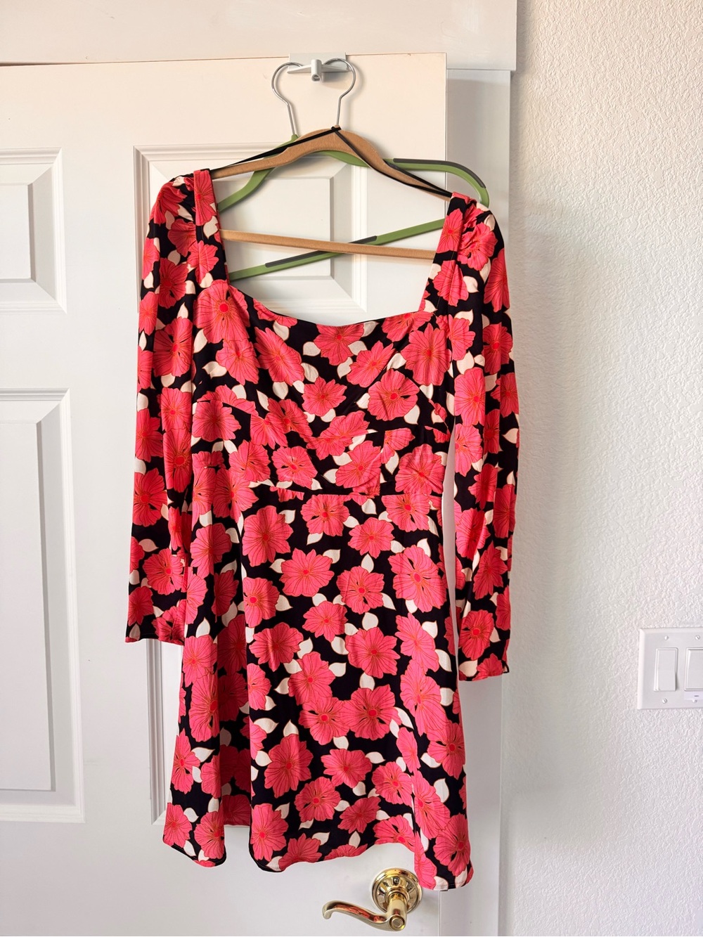 Reiss Pink Floral Long Sleeve Mini Dress on Black